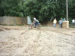 IMAGE0084